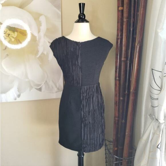 MM Couture By Miss Me ~ Black Textured Dress ~ S - Picture 5 of 7
